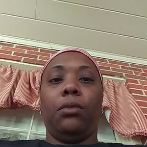 Meet your Posher, Alyshia